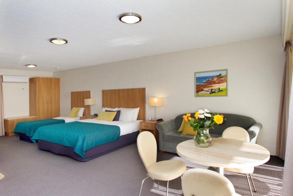 Pambula Hotel | Fairway Motor Inn