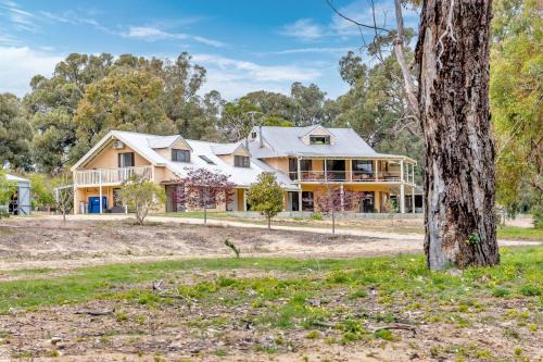 Herron House | Farm Lake Sauna Retreat Mandurah