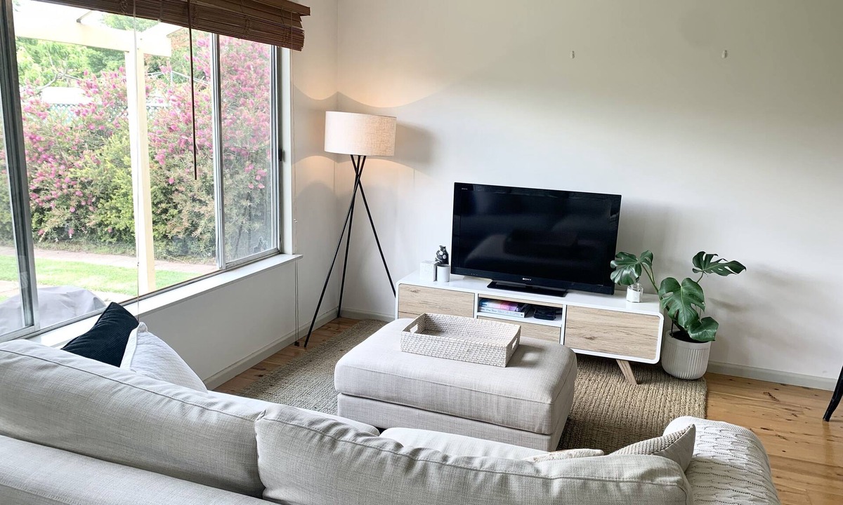 Orange East House | Federation delight | East Orange | Fire pit | Pet friendly
