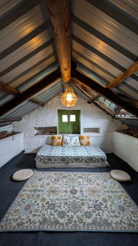 Banjar Hostel | Finding Clover