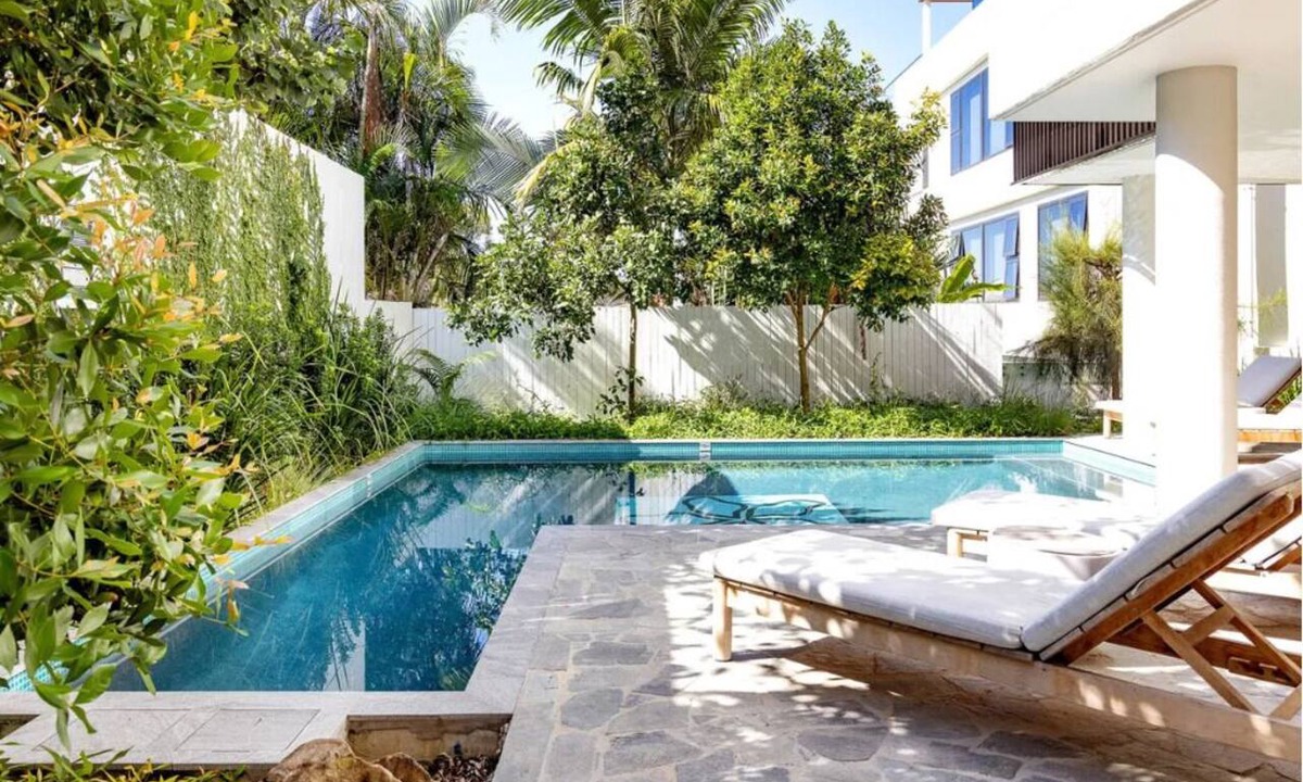 Coolum Beach Apartment | First Bay Coolum - 3BR Beach Front Luxury Apartment