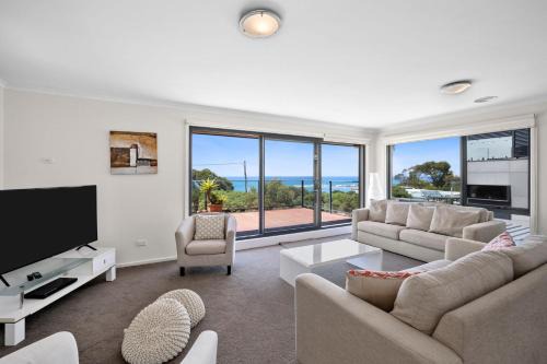 Anglesea House | First Point Anglesea