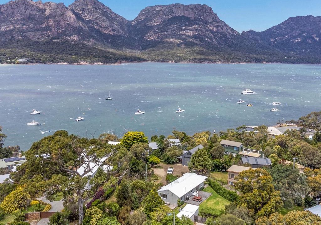 Coles Bay House | Fish @ Freycinet