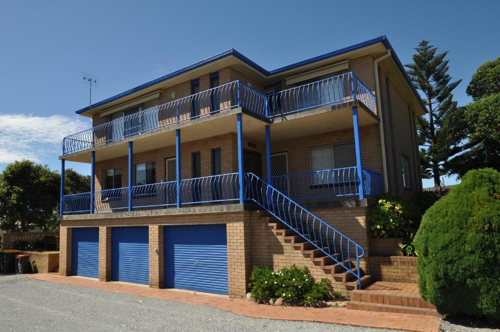 Narooma House | Flat 1-3 Bay Lane