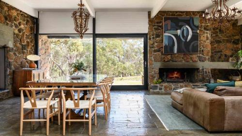 Limonite House | Flow Stone House Gisborne