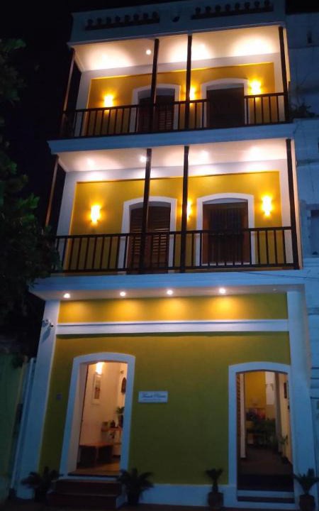 White Town House | French Rivera