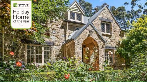 Stirling House | FROGWELL HOLLOW immerse into an idyllic fairytale