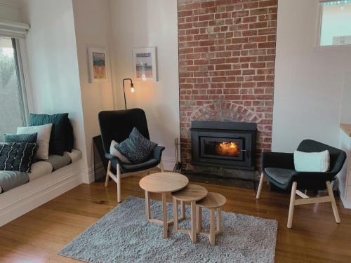 Queenscliff House | Galway Cottage