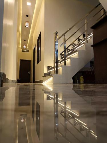 Faizabad Hotel | Gita Raman Palace