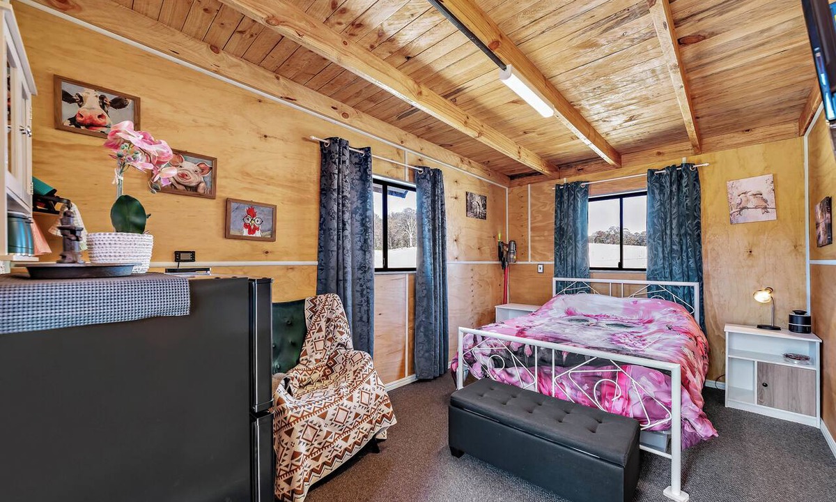 Undercliffe Apartment | Glamping @ Undercliff Farm