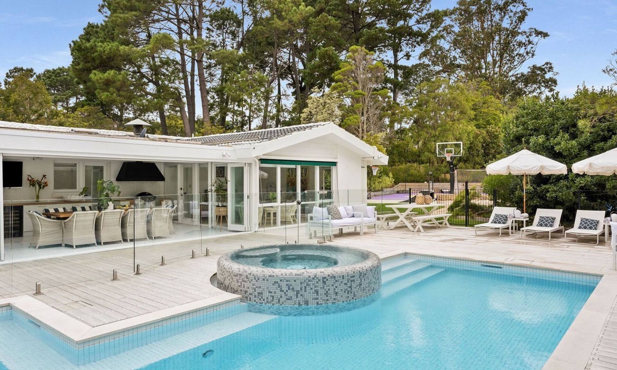 Mount Martha House | Grand Design - Pool, Spa, Playground