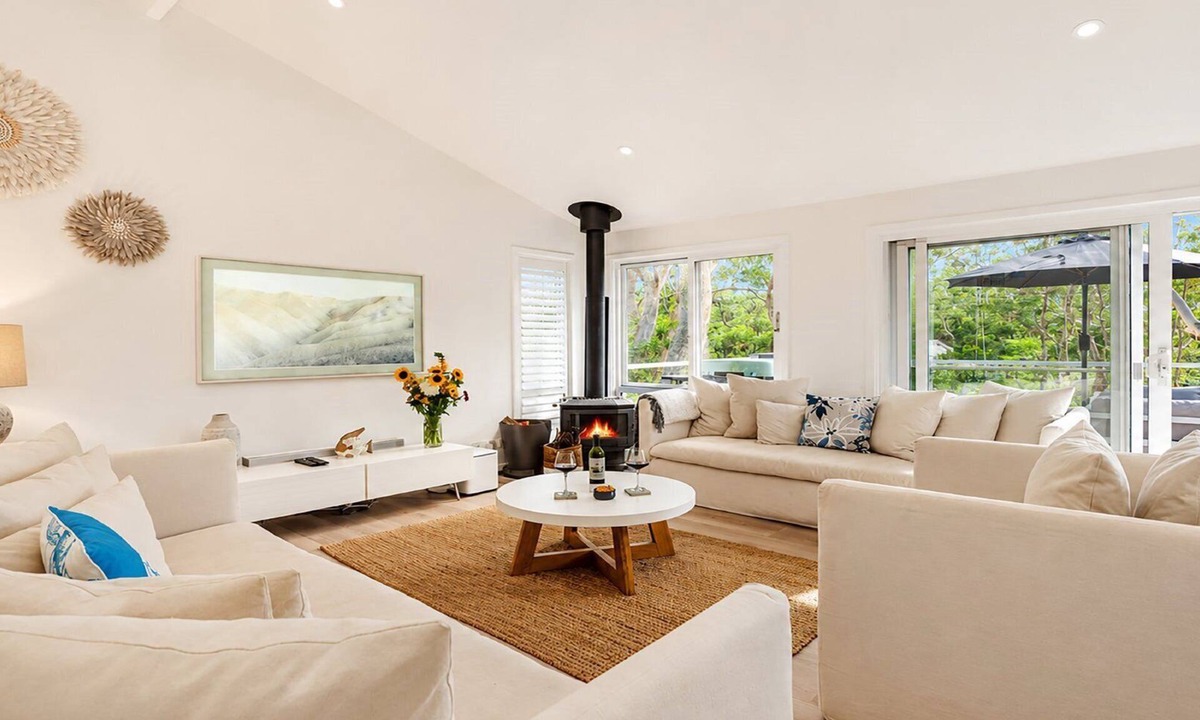Macmasters Beach House | Great family retreat just moments to Macmasters Beach