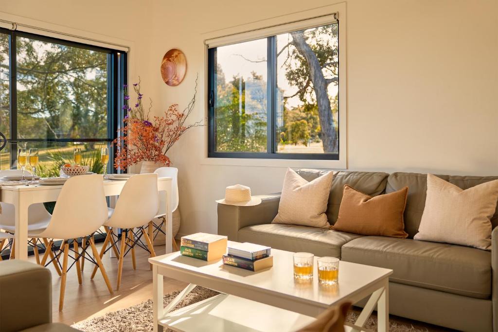 Coles Bay House | Gumleaf