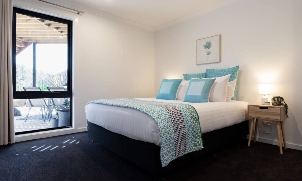 Hadspen Apartment | Hadspen Riverview Retreat: Leatherwood Apartment