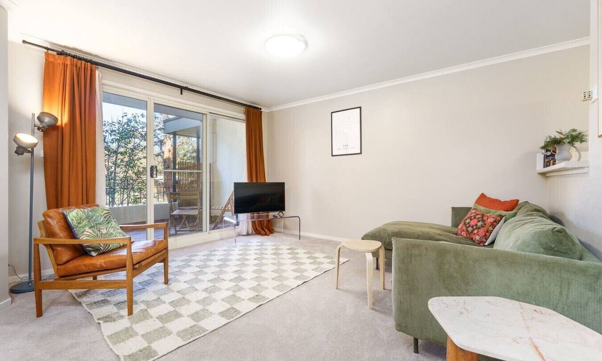 Braddon Apartment | Haig Park and Braddon Dining at Your Doorstep
