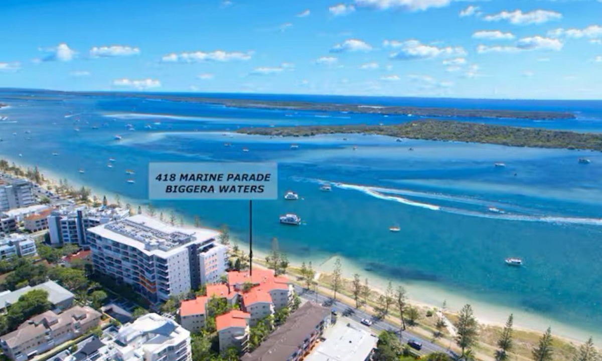 Biggera Waters Apartment | Hampton Beachside Apartment