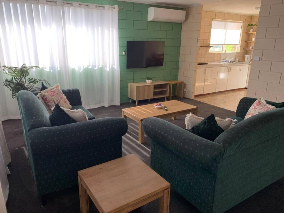Beresford Apartment | Harbour View 49 Urch Street Unit 2