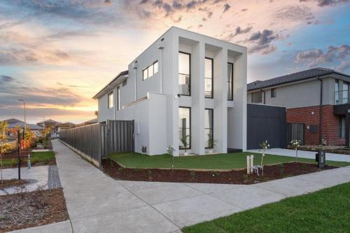 Berwick House | Haven Lakeside Berwick
