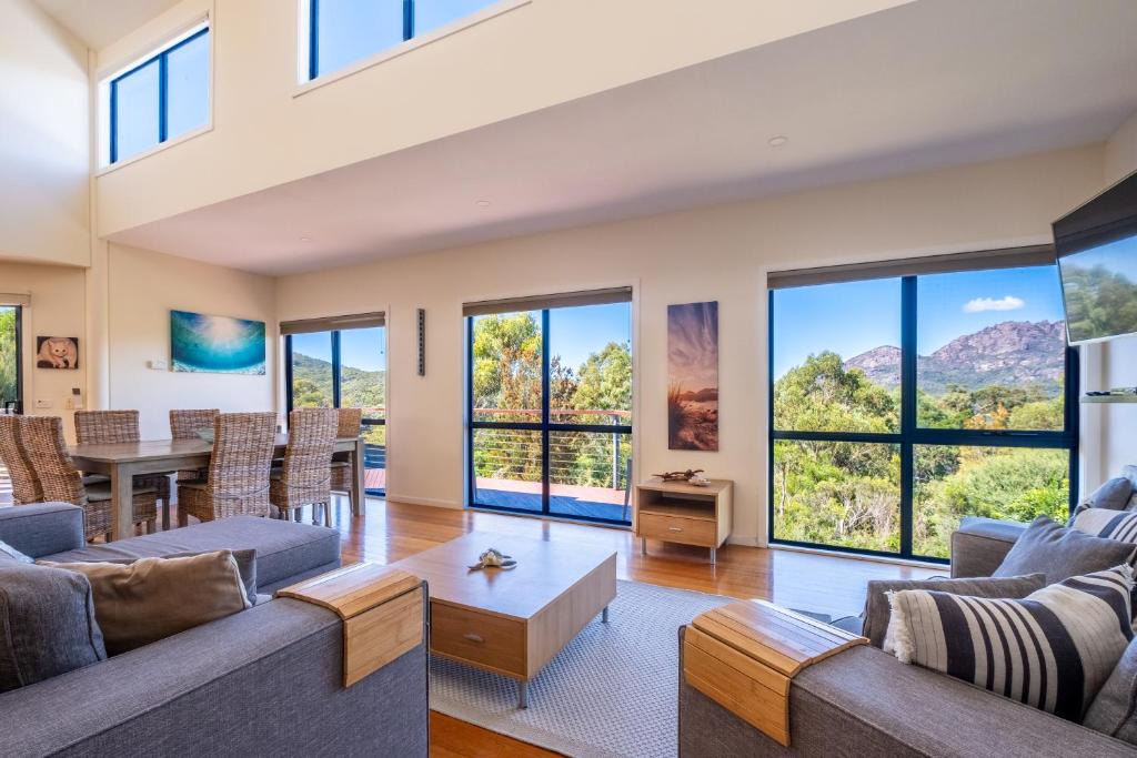 Coles Bay House | Haven on Bradley