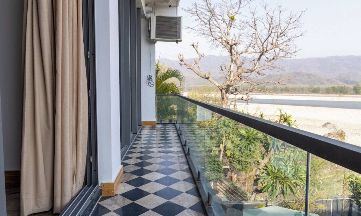 Haridwar Villa | Heartland Ganga View Villa Jacuzzi &lift