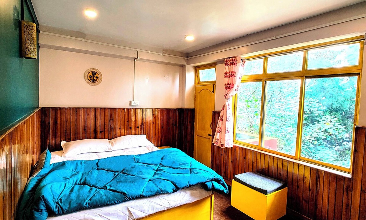 Darjeeling Hostel | Hidden Monkey Backpackers, Darjeeling