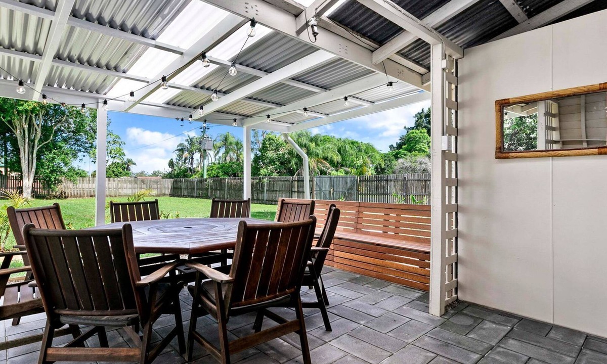 Howard House | Hideaway in Howard - Beautiful!
