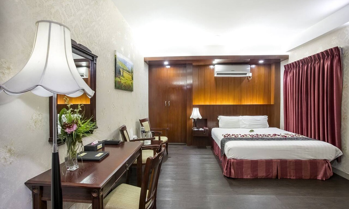Uttara Hotel | Highgarden