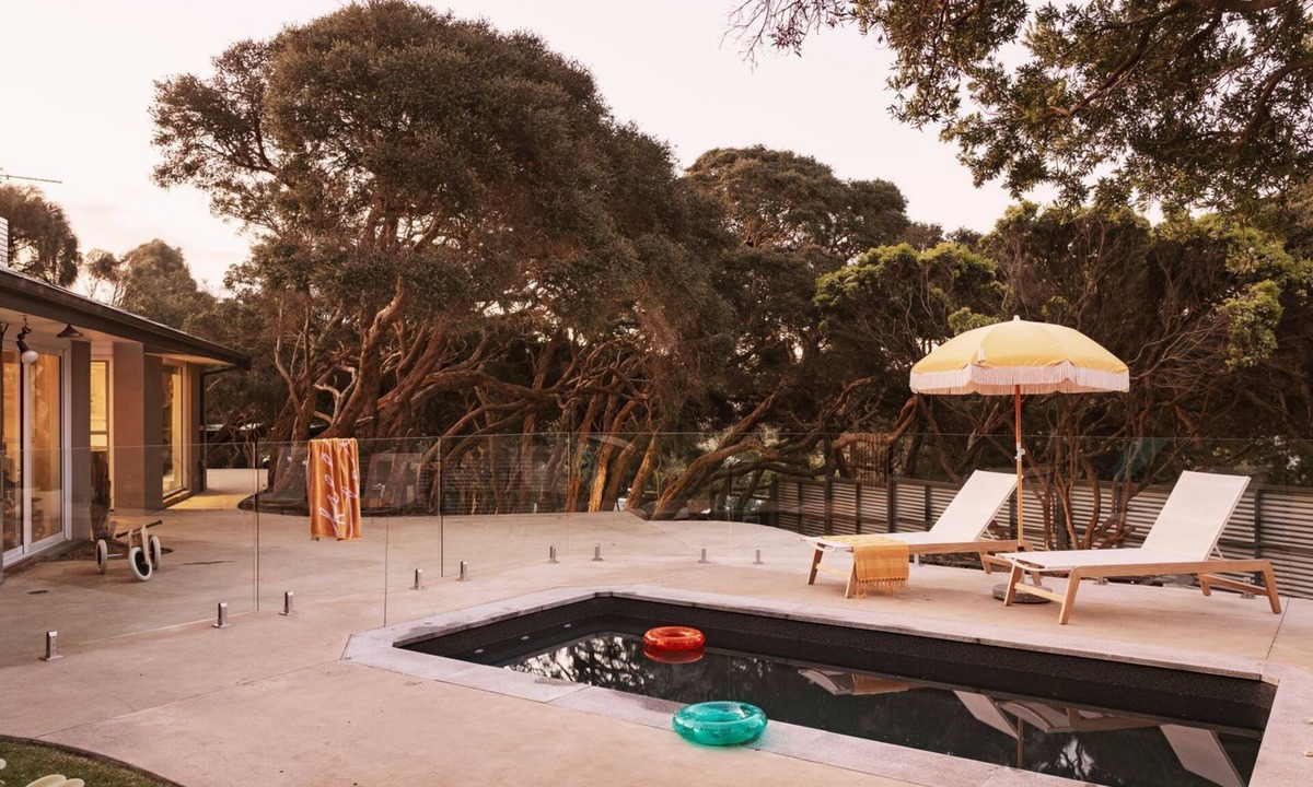 Rye House | Hilarys Hideout with heated pool