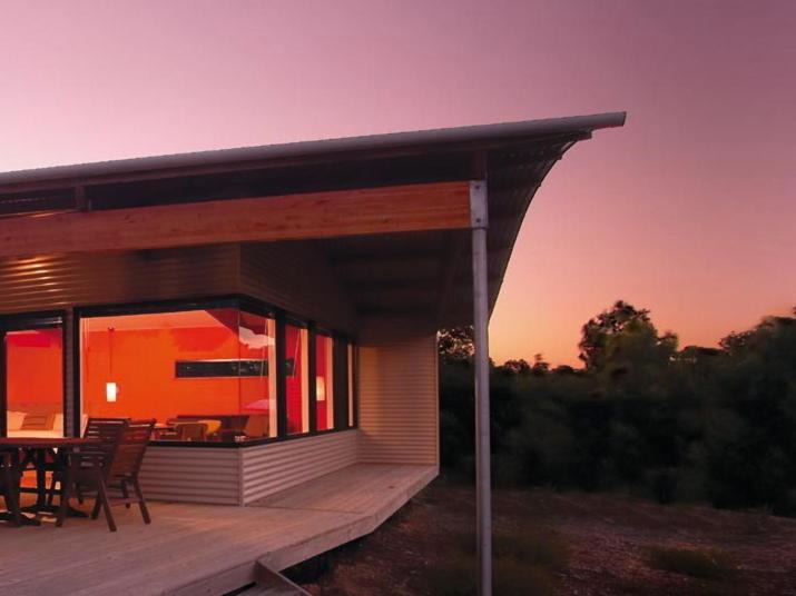 Burnside Cabin | Hilltop Studios