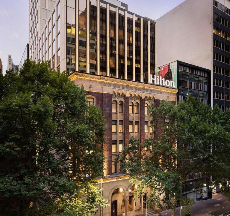 Melbourne Central Business District Hotel | Hilton Melbourne Little Queen Street