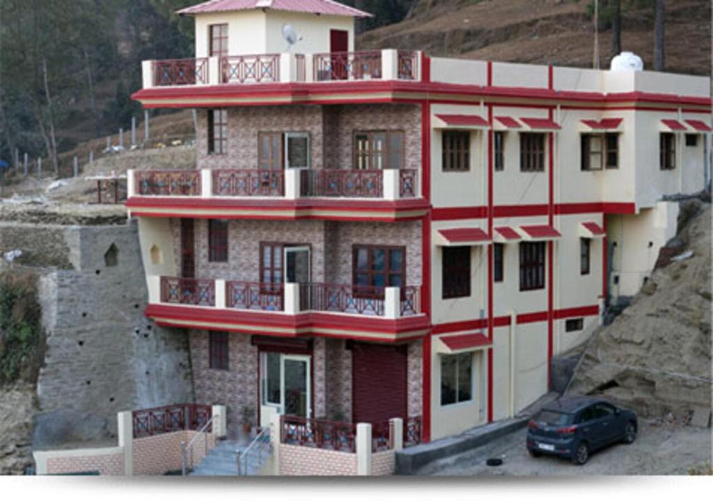 Lansdowne Hotel | Hinval Valley View Kandakhal