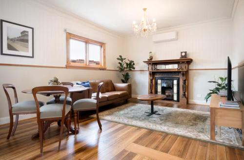 Launceston CBD House | History Meets Luxury - Meet Wahroonga!