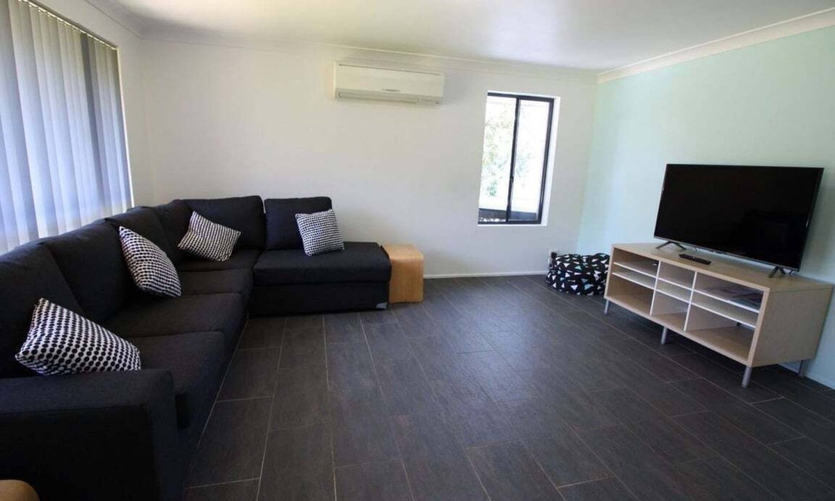 Manyana House | Holiday Haven a basic holiday home in Manyana