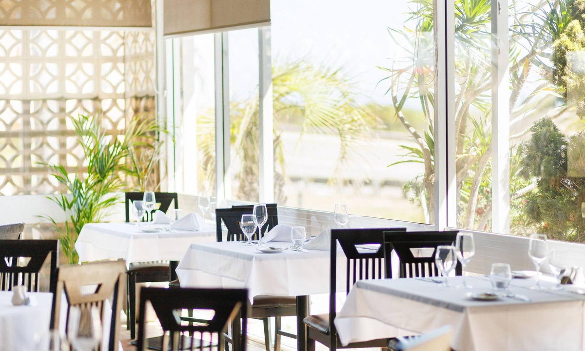 Geraldton Hotel | Hospitality Geraldton, SureStay Collection by Best Western