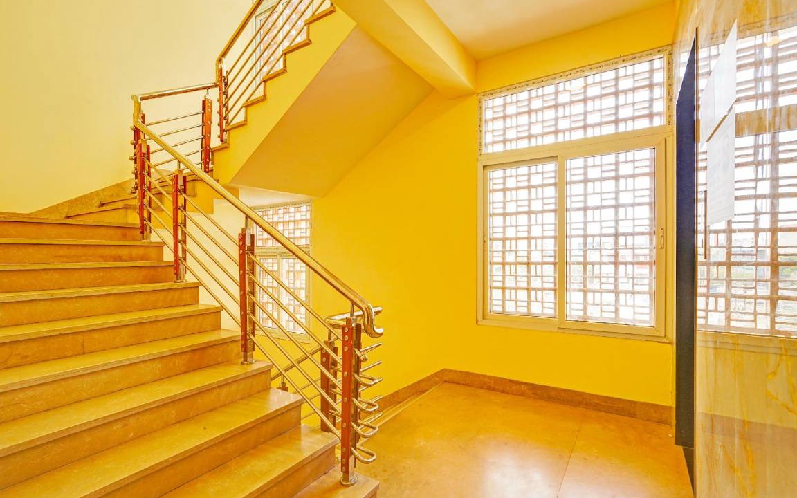 Guindy Hotel | Hotel ∙ 2 guests