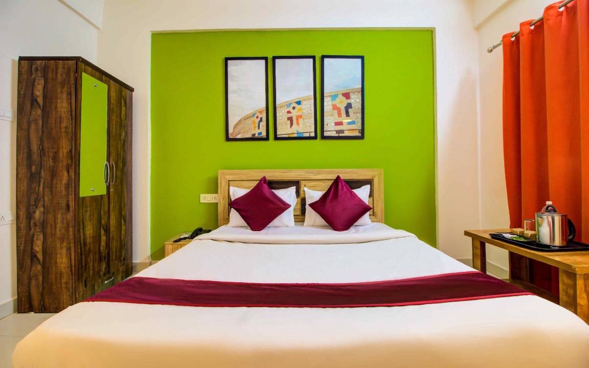 Phase 1 Hotel | Hotel ∙ 3 guests