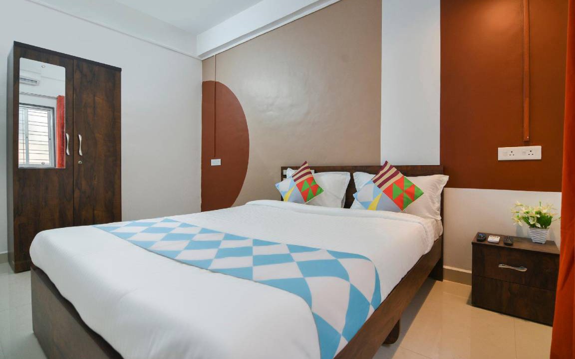 Akurdi Hotel | Hotel ∙ 3 guests