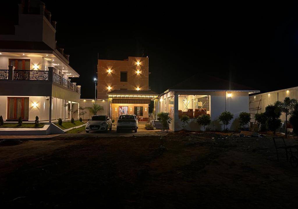 Tiruchendur Hotel | Hotel ∙ 3 guests
