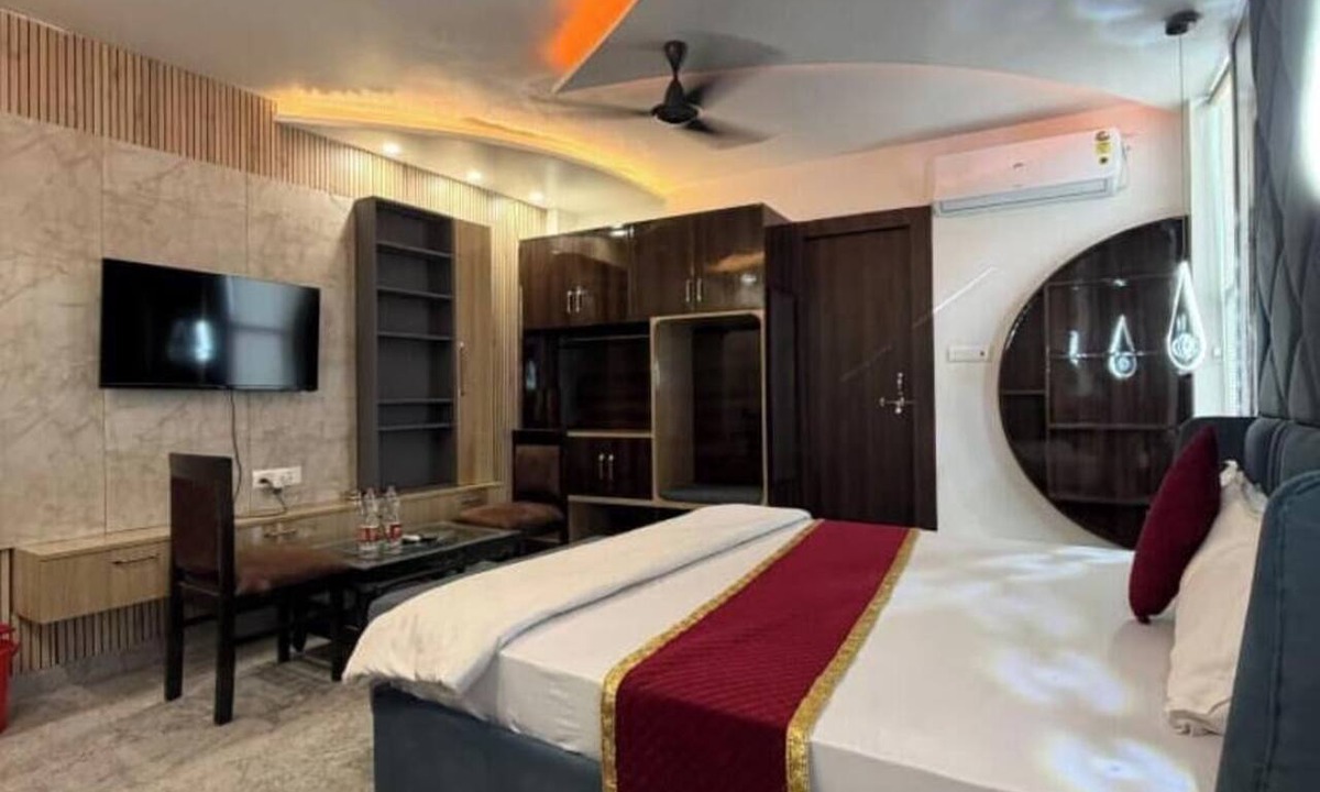 Phulpur Hotel | Hotel Anu