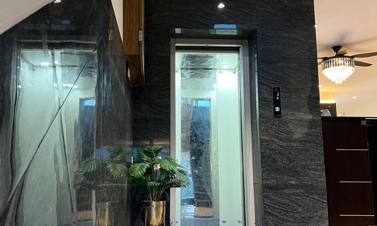Indore Hotel | Hotel Central Point