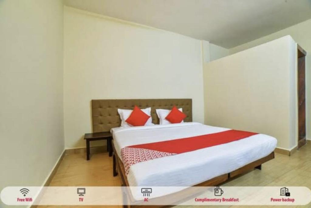 Pernem House | Hotel Empire