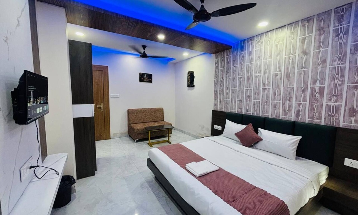Indore Hotel | Hotel G7
