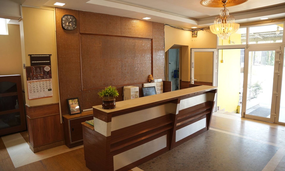 Yercaud Hotel | HOTEL GALA ESTANCIA
