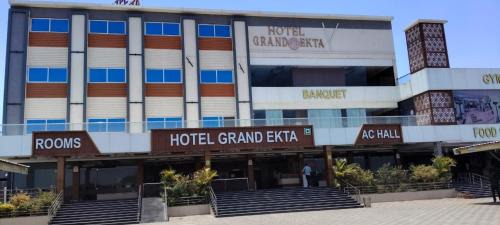 Panch Mahals District Hotel | Hotel Grand Ekta