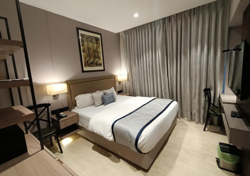 Andheri Hotel | Hotel Highway Inn Andheri East