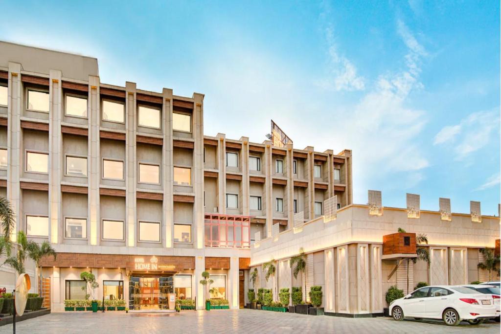 Sonepat Hotel | Hotel Home In By Amrik Sukhdev