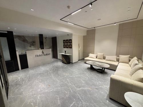 Sualkuchi Hotel | Hotel Kuber