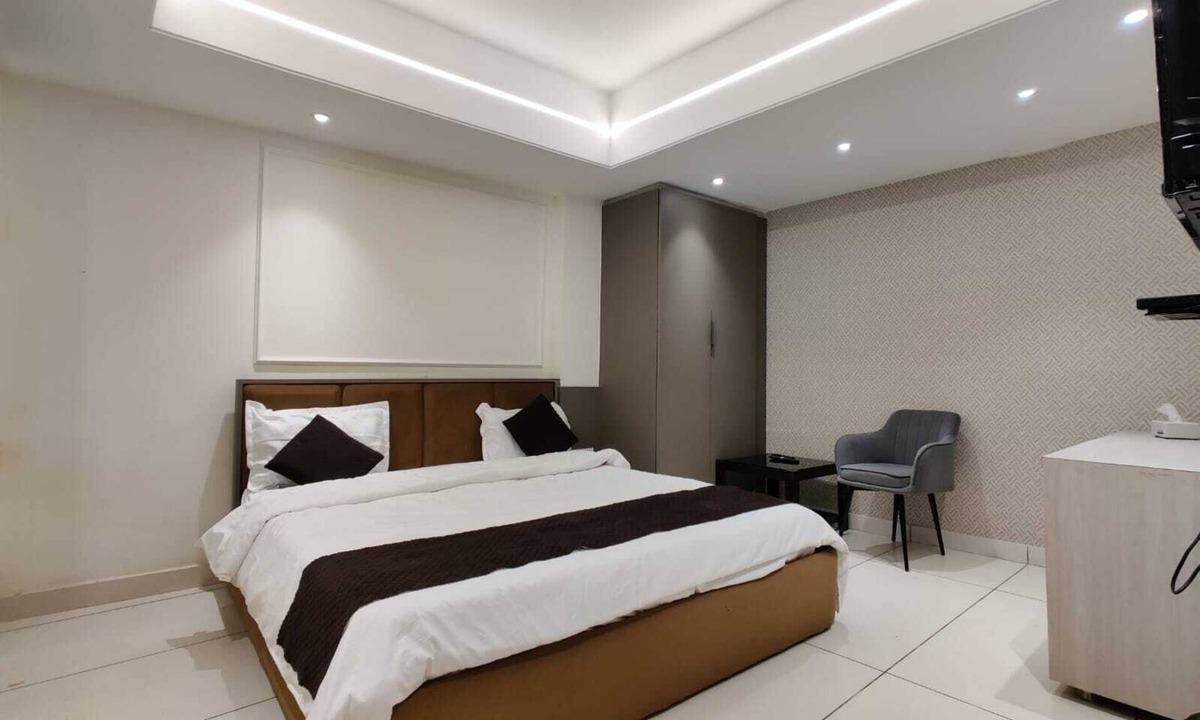 Pathankot Hotel | Hotel M.K
