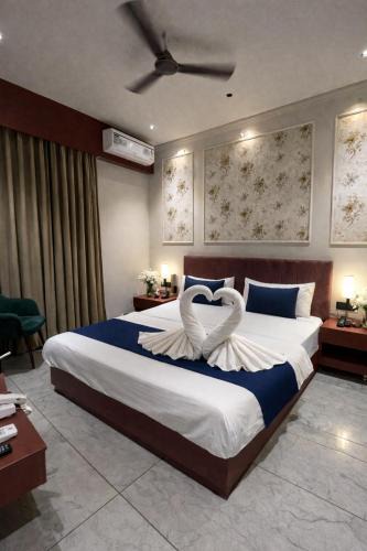 Udaipur District Hotel | Hotel Maharaja 2