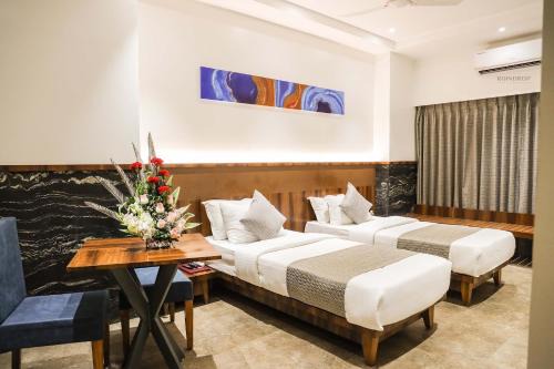 Ahmednagar Hotel | Hotel Paradise Ahilyanagar